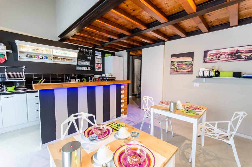 Duomo Guesthouse Пиаченца Екстериор снимка